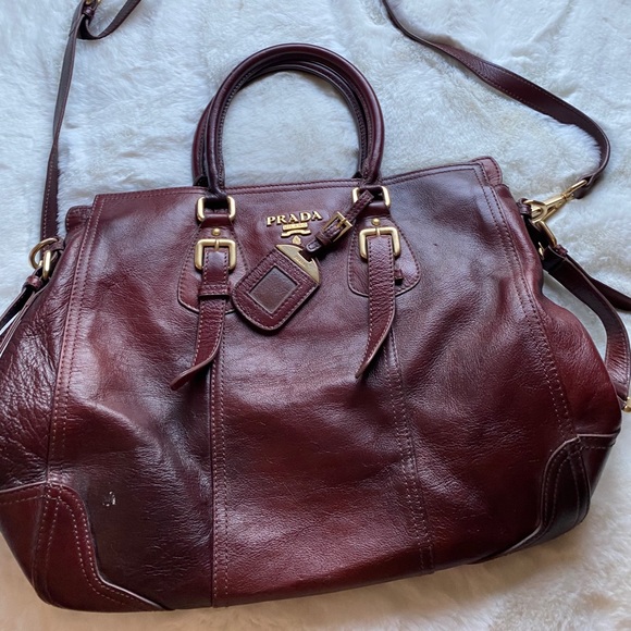 Prada handbag - Picture 1 of 10